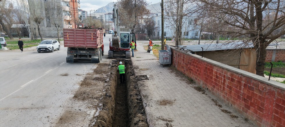ALTYAPISI GÜÇLÜ ELBİSTAN İÇİN ÇALIŞMALAR SÜRÜYOR
