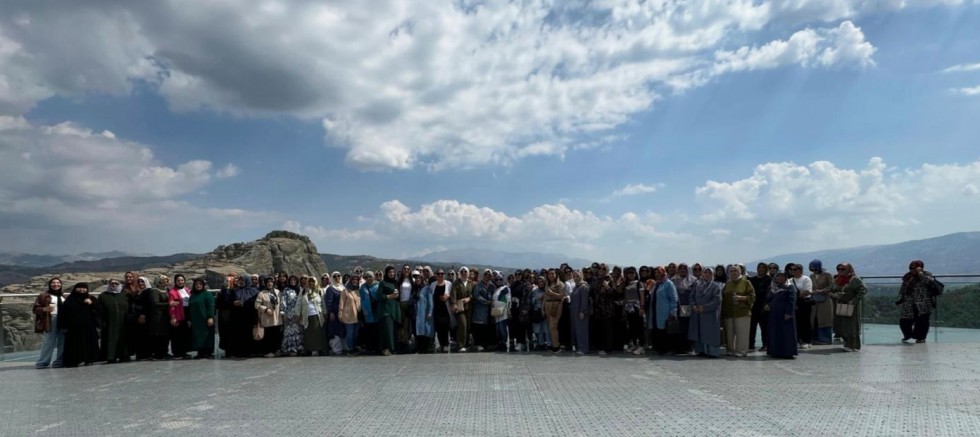 KADINLAR, BÜYÜKŞEHİR’İN GEZİSİNDE DOĞAYLA BÜTÜNLEŞTİ