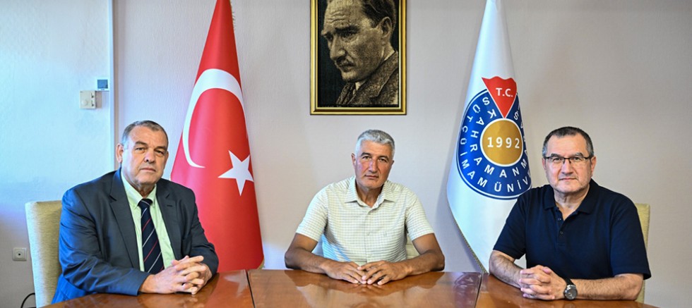 PAZARCIK MESLEK YÜKSEKOKULU MÜDÜRLÜĞÜNE DR. ÖĞR. ÜYESİ SELAHATTİN ÖZBERK ATANDI