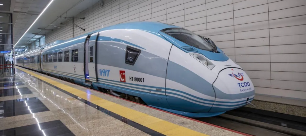 BAKAN URALOĞLU AÇIKLADI: KAHRAMANMARAŞ HIZLI TREN AĞINA ENTEGRE EDİLİYOR