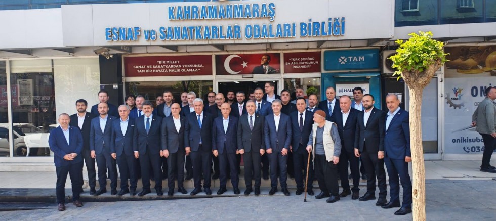 BAŞKAN AHMET KUYBU MAZBATASINI ALDI: “ESNAFIMIZ İÇİN ÇALIŞMAYA DEVAM EDECEĞİZ”