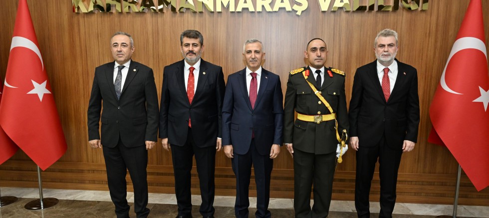 BAŞKAN GÖRGEL, CUMHURİYET BAYRAMI TEBRİK TÖRENİNE KATILDI