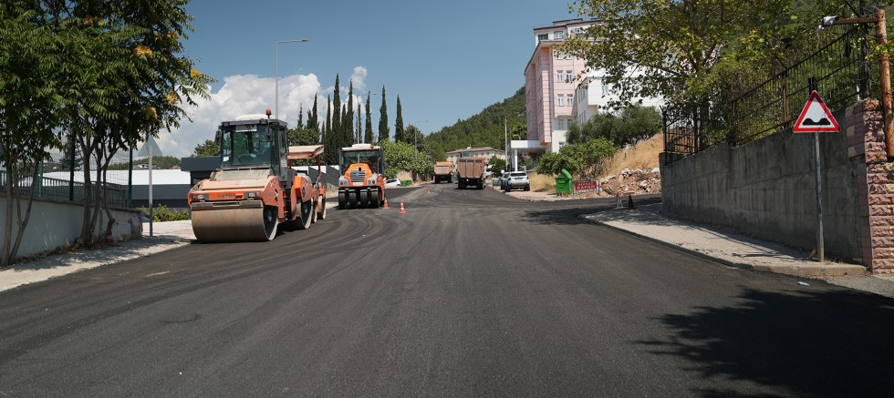 BAŞKAN GÖRGEL, DOĞU-BATI ULAŞIMINI GÜÇLENDİRECEK ÇALIŞMALARI YERİNDE İNCELEDİ