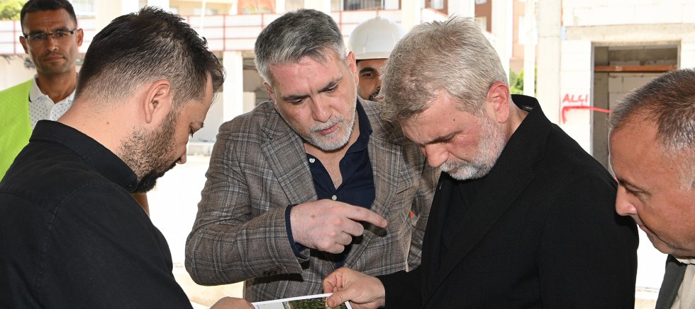 BAŞKAN GÖRGEL; “TÜRKİYE’YE ÖRNEK OLACAK GENÇLİK VE SPOR MERKEZİMİZ HIZLA YÜKSELİYOR”