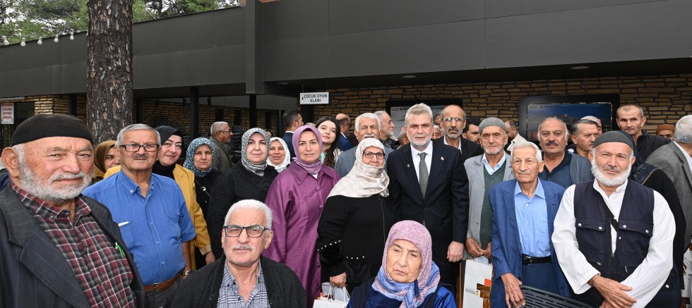 BAŞKAN GÖRGEL; “YAŞLILARIMIZA YÖNELİK ÇALIŞMALARIMIZI ARTIRARAK SÜRDÜRÜYORUZ”