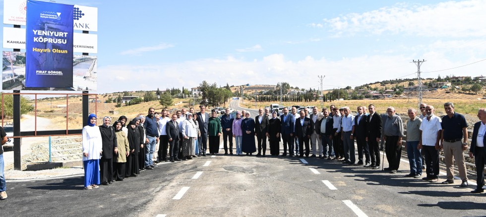 BAŞKAN GÖRGEL; “YENİYURT MAHALLEMİZE İNŞA ETTİĞİMİZ YENİ KÖPRÜMÜZ HAYIRLI OLSUN”