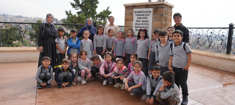 BÜYÜKŞEHİR, EDEBİYAT ŞEHRİ’NDE ÇOCUKLARIN DÜNYASINI KİTAPLARLA RENKLENDİRİYOR