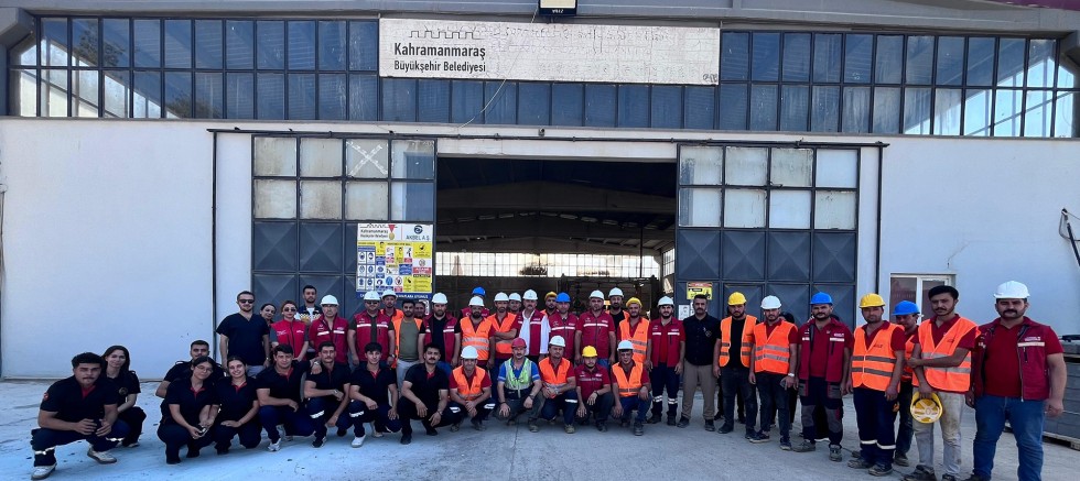 BÜYÜKŞEHİRDEN GERÇEĞİ ARATMAYAN YANGIN VE KURTARMA TATBİKATI