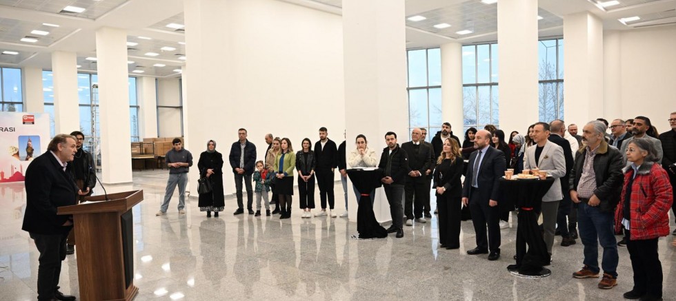 “DÖRT ON YEDİ- II” KARMA SERGİ SANATSEVERLERİN YOĞUN İLGİSİ İLE AÇILDI