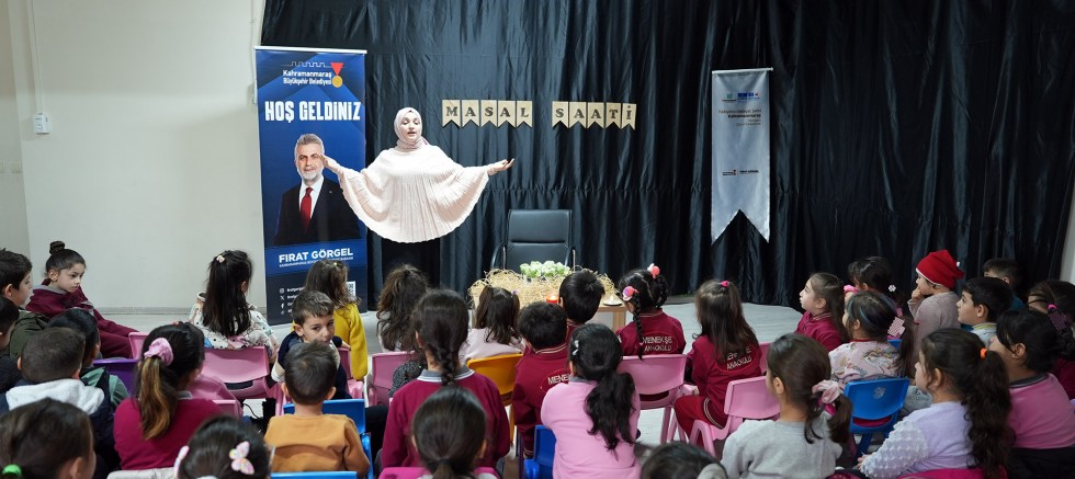 EDEBİYATIN ŞEHRİNDE MİNİKLER MASAL YOLCULUĞUNA ÇIKTI