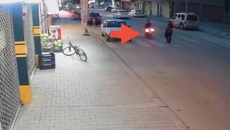 ELBİSTAN’DA YAYA GEÇİDİNDE MOTOSİKLET ÇARPTI: YARALIYA YARDIM ETMEDEN KAÇTI