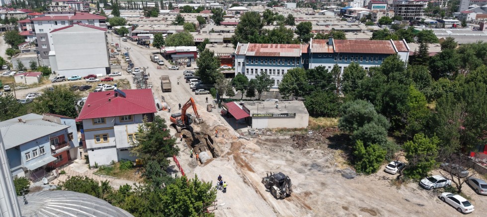 ELBİSTAN KÜÇÜK SANAYİ SİTESİ'NDE ALTYAPI GÜÇLENİYOR: KASKİ'DEN İÇMESUYU VE YAĞMURSUYU YATIRIMI