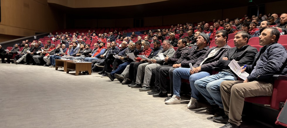 KAHRAMANMARAŞ BÜYÜKŞEHİR’DEN SAHA PERSONELLERİNE İŞ SAĞLIĞI VE GÜVENLİĞİ EĞİTİMİ