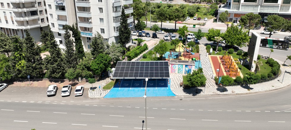 KAHRAMANMARAŞ BÜYÜKŞEHİRDEN ELEKTRİKLİ ARAÇ ŞARJ ALTYAPISINDA TÜRKİYE’YE ÖRNEK YATIRIMLAR