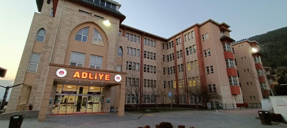 KAHRAMANMARAŞ MERKEZLİ SAHTE KRİPTO PARA DOLANDIRICILIĞI OPERASYONU: 5 TUTUKLAMA