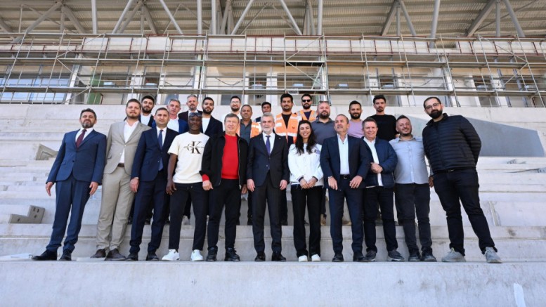 KAHRAMANMARAŞ STADYUMU’NA TÜRK FUTBOLUNUN EFSANELERİNDEN TAM NOT