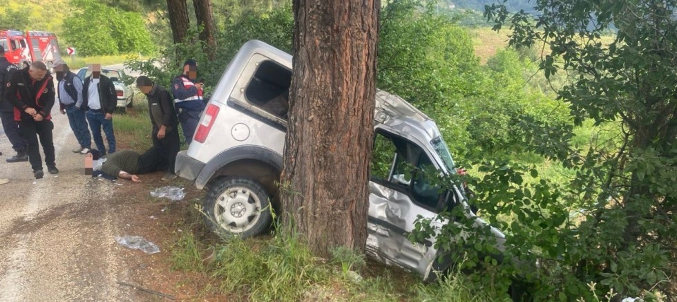 KAHRAMANMARAŞ'TA KAZA,: YARALILAR VAR
