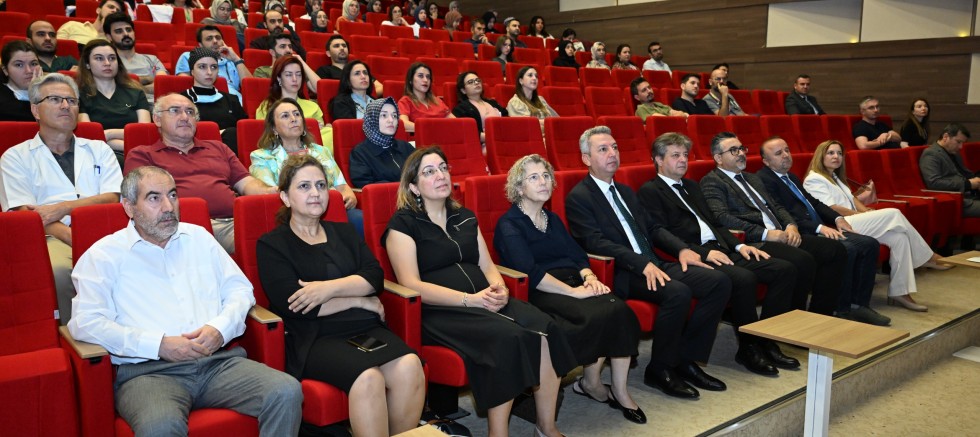 KSÜ’DE ÖĞRENCİ VE AKADEMİSYENLERE AB PROJELERİ ANLATILDI