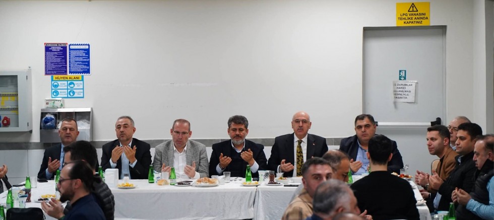 KSÜ REKTÖRÜ PROF. DR. MAHMUT AK, TÜRKOĞLU OSB İFTAR PROGRAMINA KATILDI