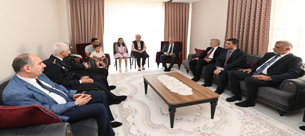 15 TEMMUZ’UN 10’UNCU YILINDA DEMOKRASİ KAHRAMANLARINA VEFA