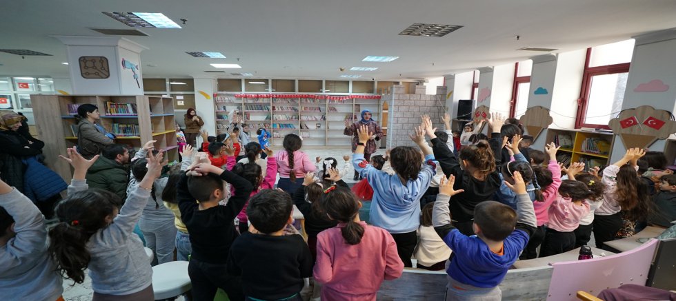 2. KAHRAMANMARAŞ DÜNYA HİKÂYE ANLATICILARI ŞÖLENİ BAŞLIYOR