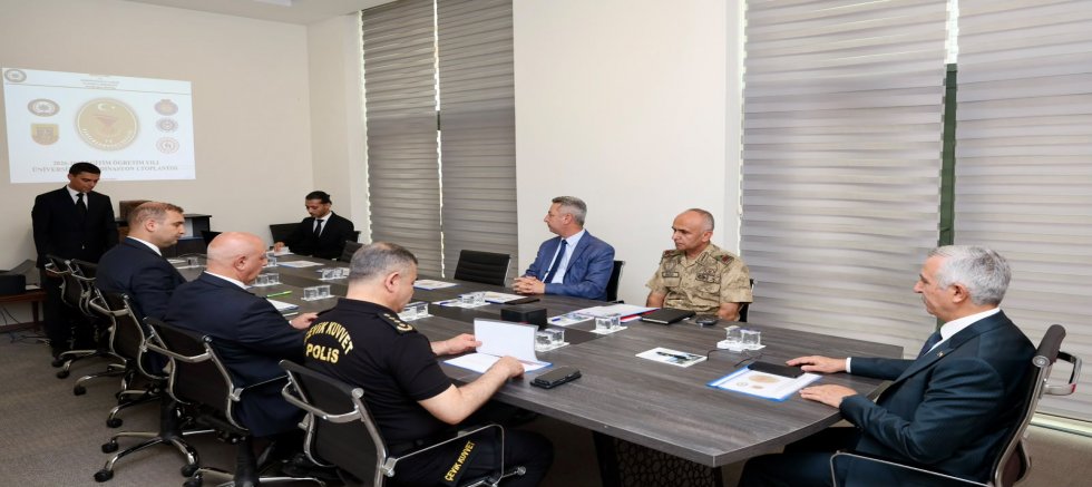 2026-2027 AKADEMİK YILI ÜNİVERSİTE KOORDİNASYON TOPLANTISI GERÇEKLEŞTİRİLDİ