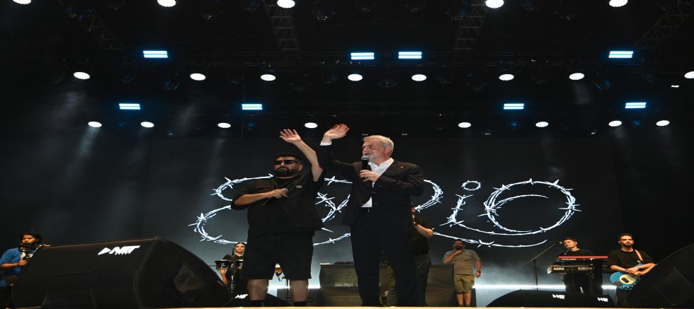 AĞUSTOS FUARI KAPILARINI COŞKUYLA AÇTI, İLK GECEDE EYPİO RÜZGÂRI ESTİ