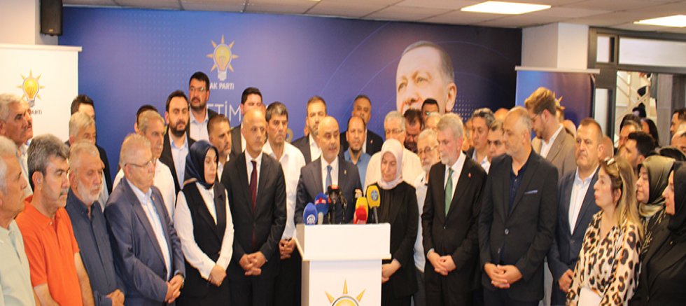 AK PARTİ KAHRAMANMARAŞ’TA 25. KURULUŞ YIL DÖNÜMÜNÜ KUTLADI: