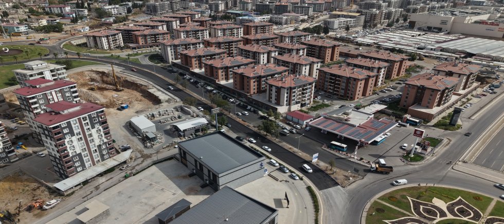 ALİ SEZAL BULVARI BAŞTAN SONA ASFALTLANIYOR
