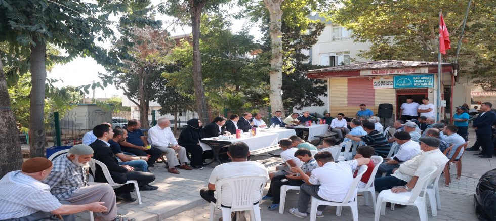 BAŞKAN AKPINAR 101. MAHALLE TOPLANTISINDA BAĞLARBAŞI MAHALLESİ SAKİNLERİYLE BULUŞTU