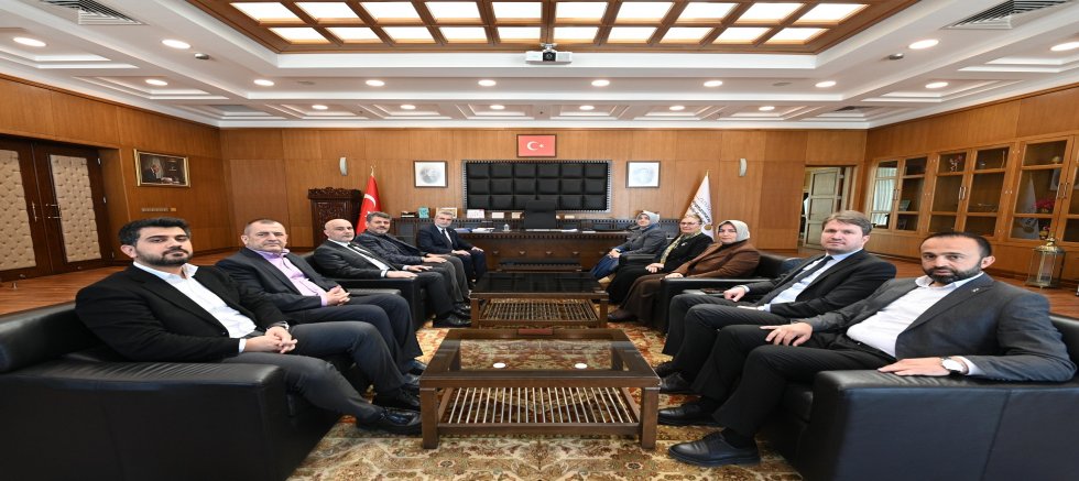 BAŞKAN GÖRGEL, AK PARTİ KADIN KOLLARI BAŞKANI ERCAN’I MAKAMINDA AĞIRLADI