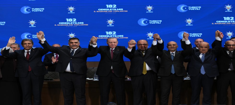 BAŞKAN GÖRGEL; “AKPINAR VE KARACA’YI TEBRİK EDİYORUM”