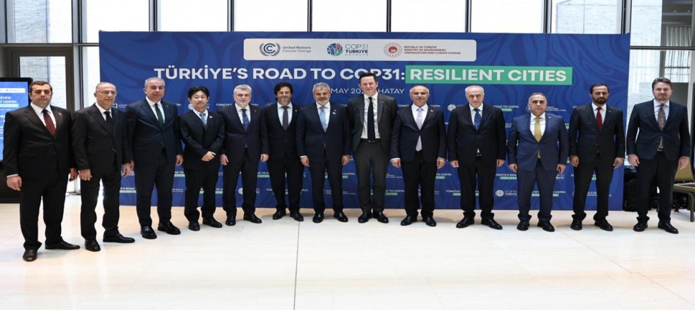 BAŞKAN GÖRGEL, BAKAN KURUM BAŞKANLIĞINDAKİ “DİRENÇLİ ŞEHİRLER” TOPLANTISI’NA KATILDI