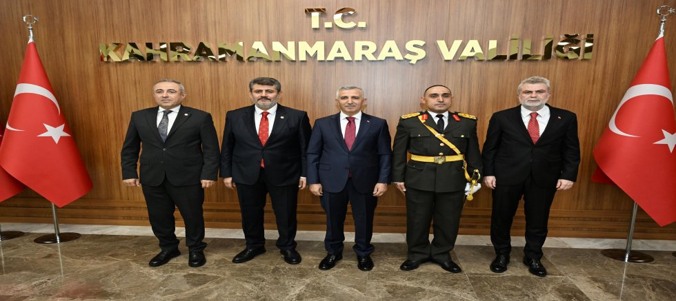 BAŞKAN GÖRGEL, CUMHURİYET BAYRAMI TEBRİK TÖRENİNE KATILDI