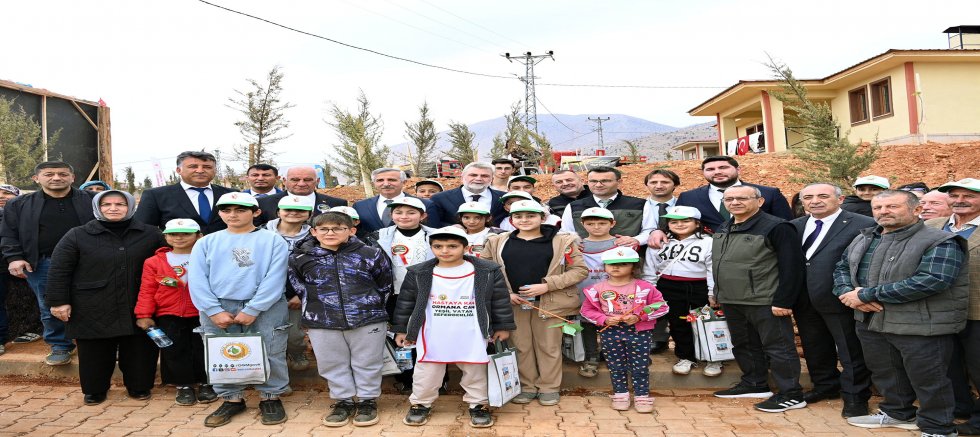 BAŞKAN GÖRGEL; “DİKTİĞİMİZ HER FİDAN GELECEĞE UMUT VE MİRAS”