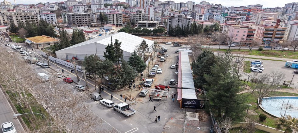 BÜYÜKŞEHİR’DEN RAMAZAN’DA BÜYÜK DAYANIŞMA: 3 NOKTADA İFTAR ÇADIRI