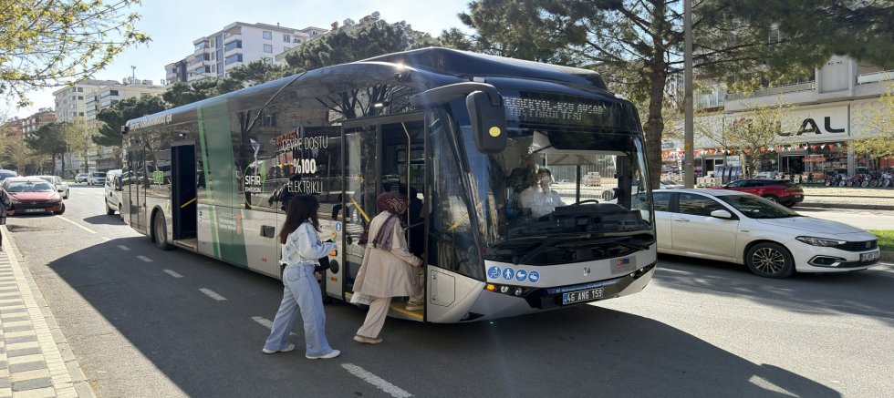 BÜYÜKŞEHİR’DEN TOPLU TAŞIMADA DİJİTAL KOLAYLIK: KAHRAMANKART’A İKİ YENİ ÖZELLİK