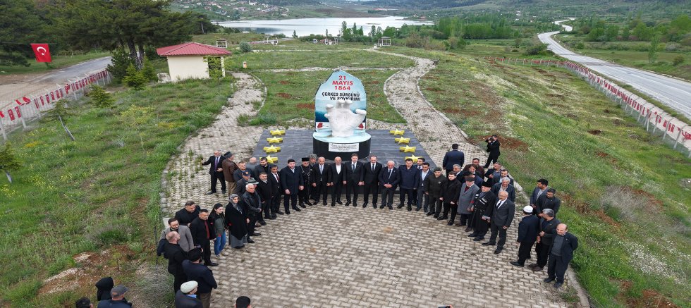 ÇERKES SÜRGÜNÜ’NÜN 162. YIL DÖNÜMÜNDE ANMA ETKİNLİĞİ DÜZENLENDİ