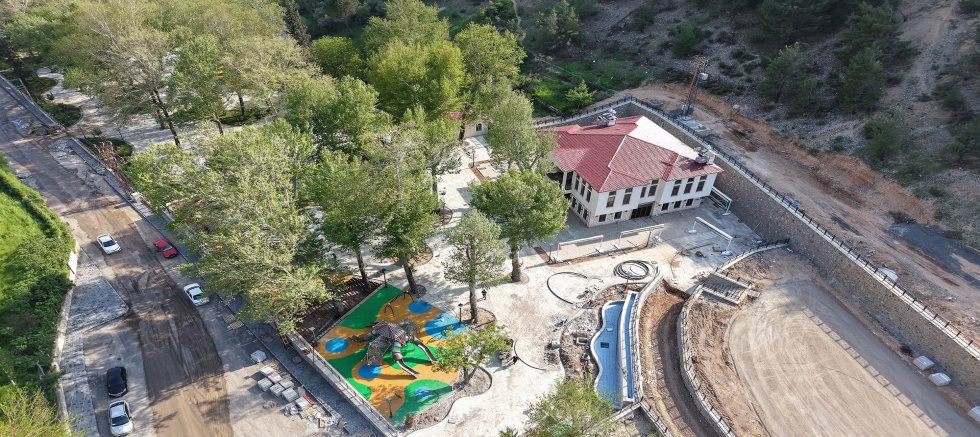 ÇINARALTI SOSYAL TESİSLERİ’NDE SON HAZIRLIKLAR YAPILIYOR