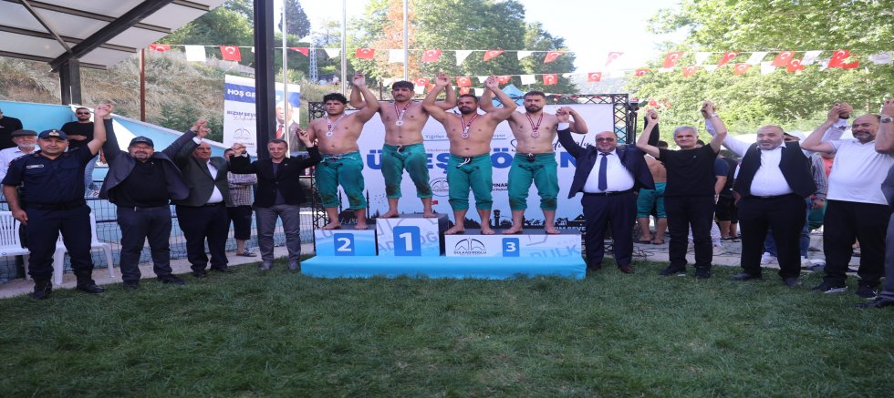 DULKADİROĞLU BELEDİYESİ EV SAHİPLİĞİNDE 454 PEHLİVAN ER MEYDANINA ÇIKTI