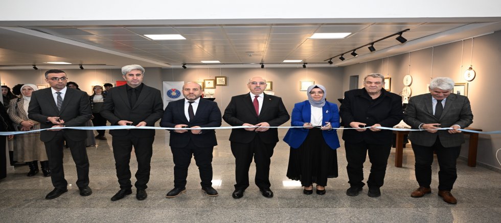 “EDEBİYATTAN NAKIŞA” ADLI KİŞİSEL SERGİ, UNESCO EDEBİYAT ŞEHRİ KAHRAMANMARAŞ’TA AÇILDI