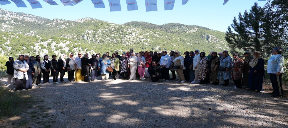 GİRİŞİMCİ KADINLAR DOĞADA EĞİTİM VE İLHAM DOLU BİR KAMPTA BULUŞTU