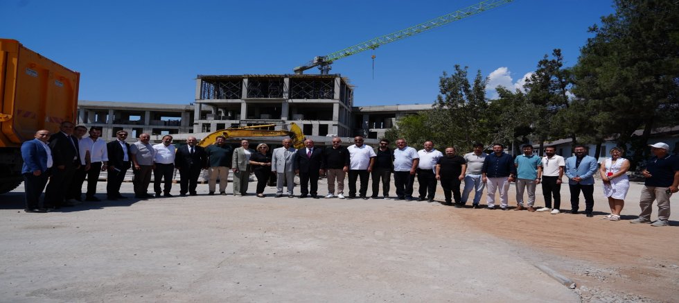 İSTİKLAL BİLİM VE TEKNOLOJİ ÜNİVERSİTESİ, BÖLGENİN EN MODERN KAMPÜSÜ İÇİN HIZLA BÜYÜYOR
