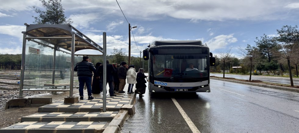 KAHRAMANMARAŞ BÜYÜKŞEHİR, BAYRAMDA MEZARLIK ZİYARETLERİNİ ULAŞIM DESTEĞİYLE KOLAYLAŞTIRDI