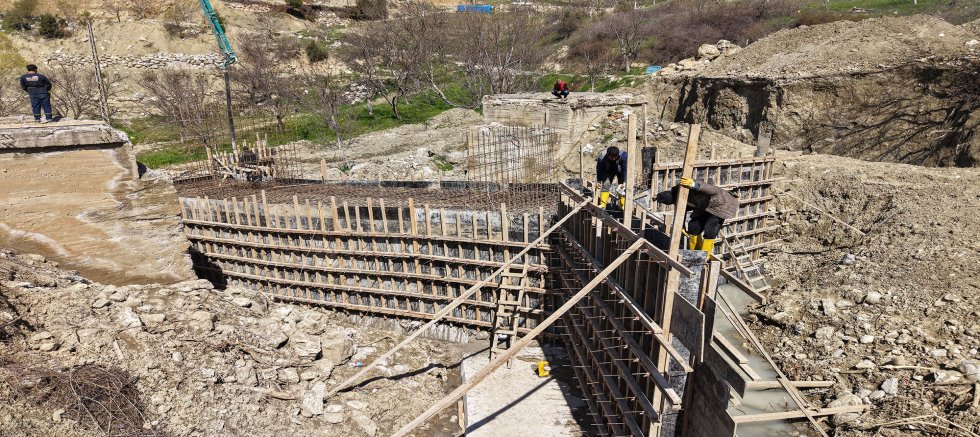 KAHRAMANMARAŞ BÜYÜKŞEHİR’DEN BERTİZ’İN ULAŞIMINI İYİLEŞTİRECEK KÖPRÜ YATIRIMI
