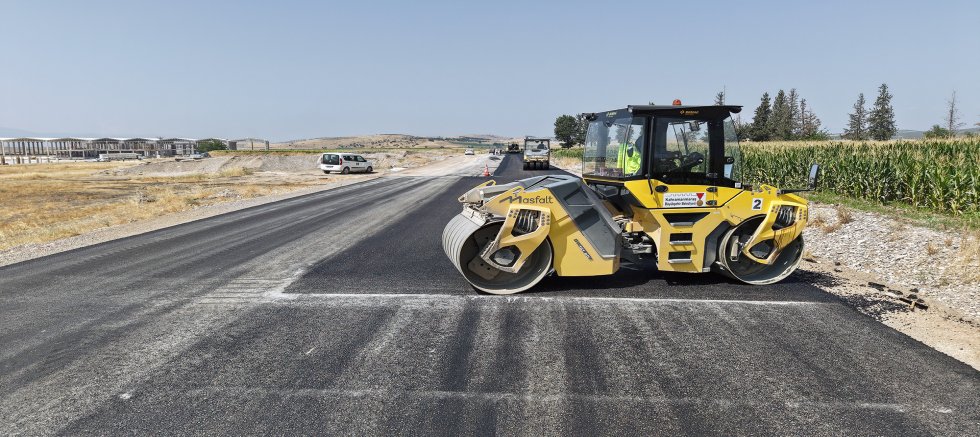 KAHRAMANMARAŞ BÜYÜKŞEHİR’DEN DULKADİROĞLU KIRSALINA 45 MİLYONLUK ULAŞIM YATIRIMI