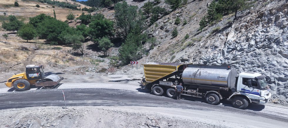 KAHRAMANMARAŞ BÜYÜKŞEHİR’DEN EKİNÖZÜ KIRSALINDA ULAŞIMA GÜÇ KATAN YATIRIM