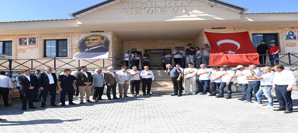 KAHRAMANMARAŞ BÜYÜKŞEHİR’DEN GÖKSUN YEŞİLKÖY’DE 3 MİLYONLUK SICAK ASFALT YATIRIMI