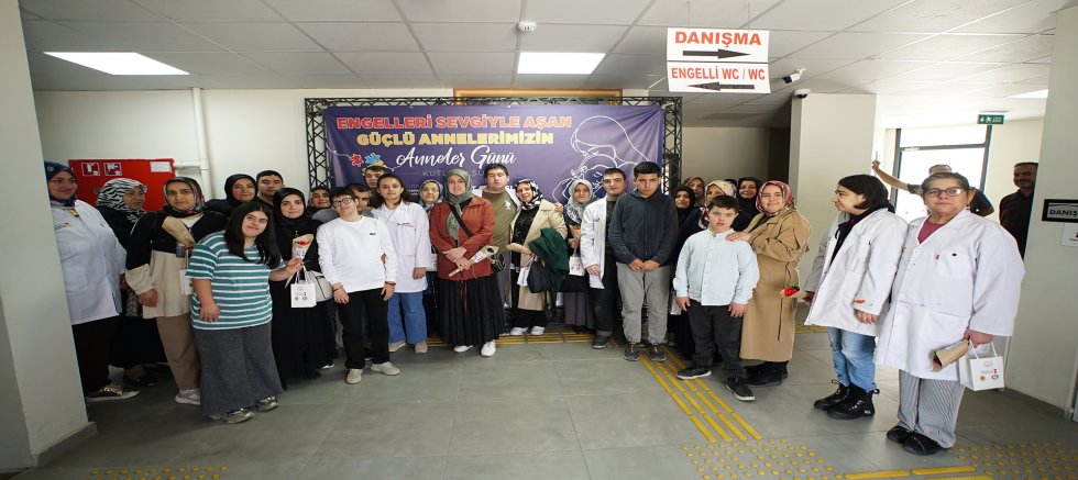 KAHRAMANMARAŞ BÜYÜKŞEHİR’İN ENGELSİZ YAŞAM MERKEZİ’NDE ANNELER GÜNÜ BİR BAŞKA
