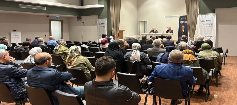 KAHRAMANMARAŞ BÜYÜKŞEHİR’İN YAZARLIK AKADEMİSİNDE ‘KALEMİN GÜCÜ’ KONUŞULDU